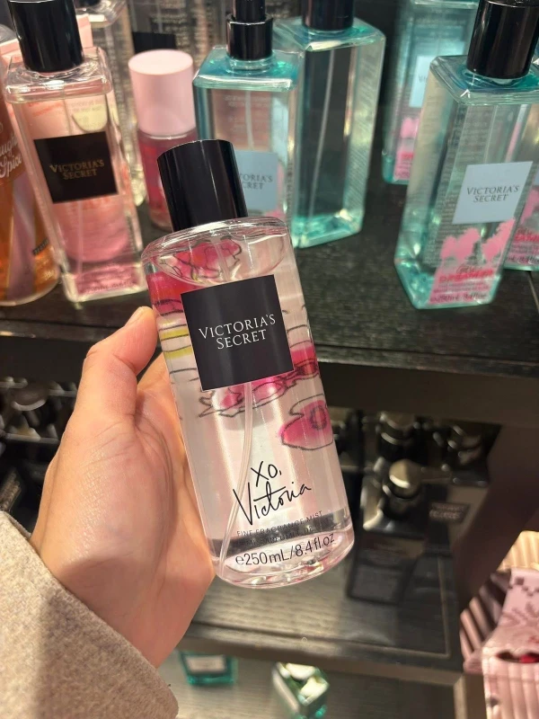 Colonia Xo, Victoria's foto | Must Have |  BizneCubano